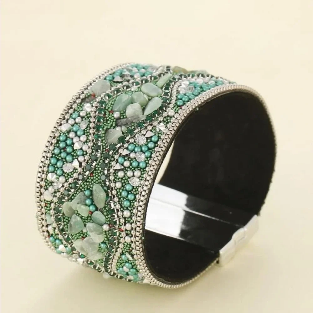 BRACELET NWOT - Picture 2 of 6